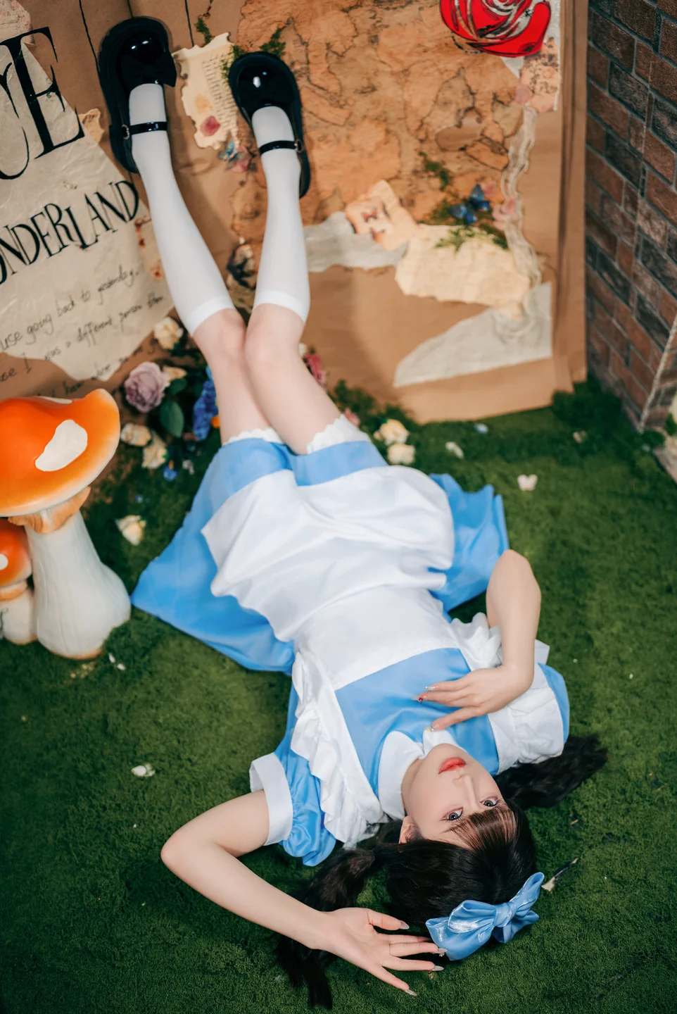 鹿八岁baby - No.099 爱丽丝梦游仙境 [24P-961MB] tg@simisebaisi 【丝足阁】023.webp